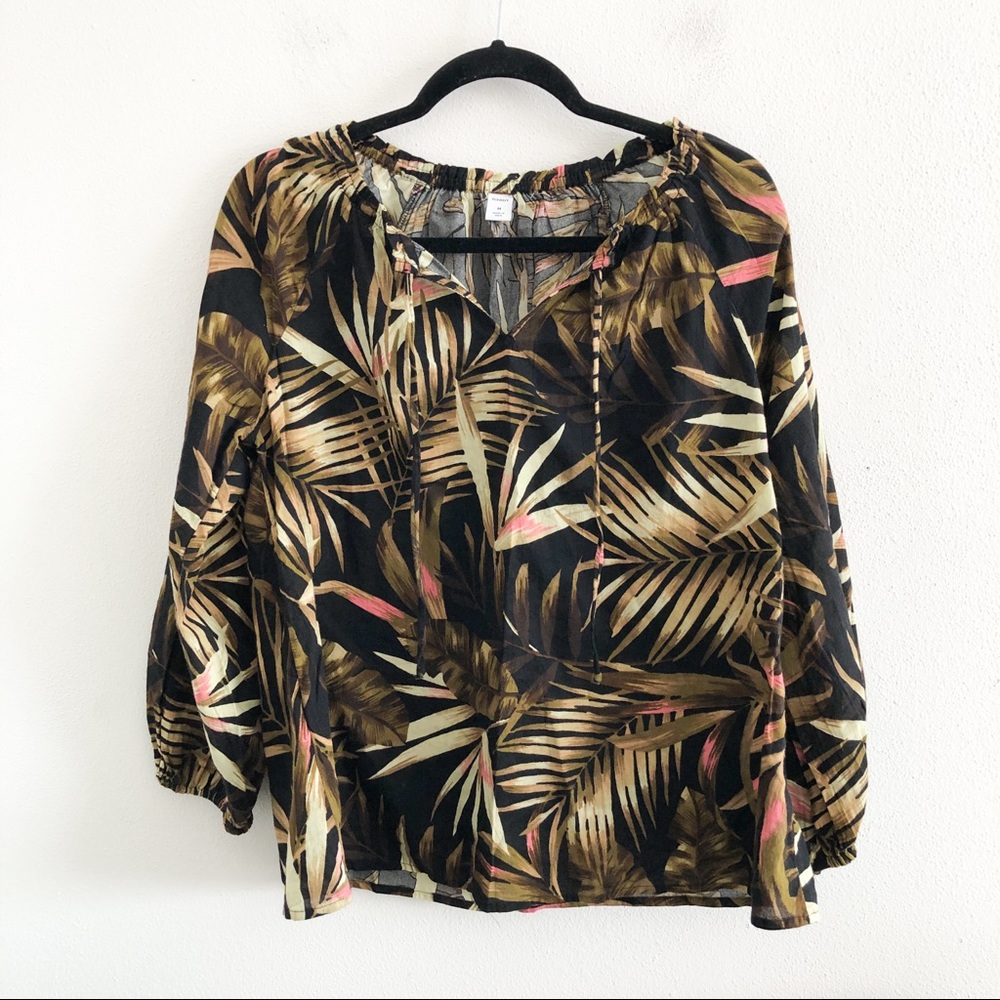 OLD NAVY NWT tropical print peasant top medium